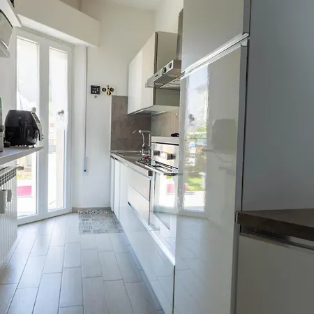 Estate Apartment Desenzano del Garda